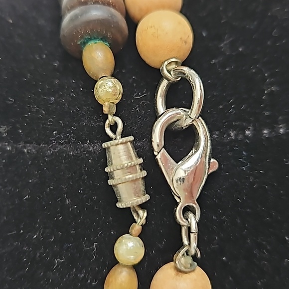 2 Wooden, Coconut & Metal Beads Necklaces - Picture 6 of 7